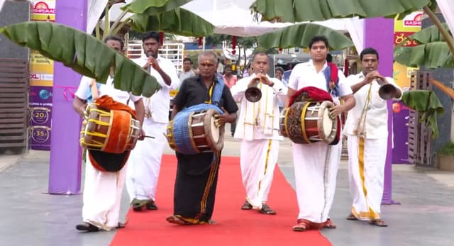 Nadeswaram / sanayi